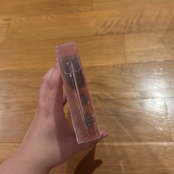 Real Techniques Travel Essentials Makeup Brush Kit NEW - Picture 11 of 11